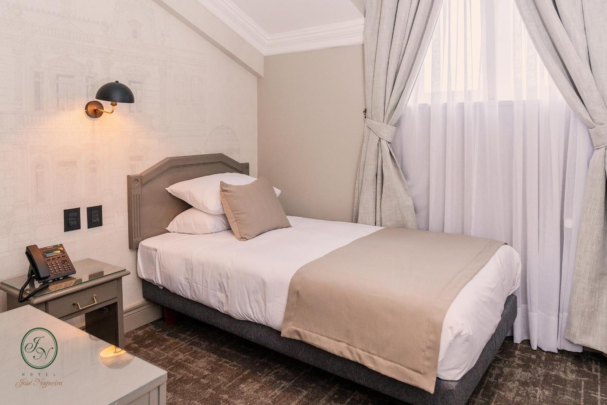 Hotel Jose Nogueira Пунта Аренас Екстериор снимка