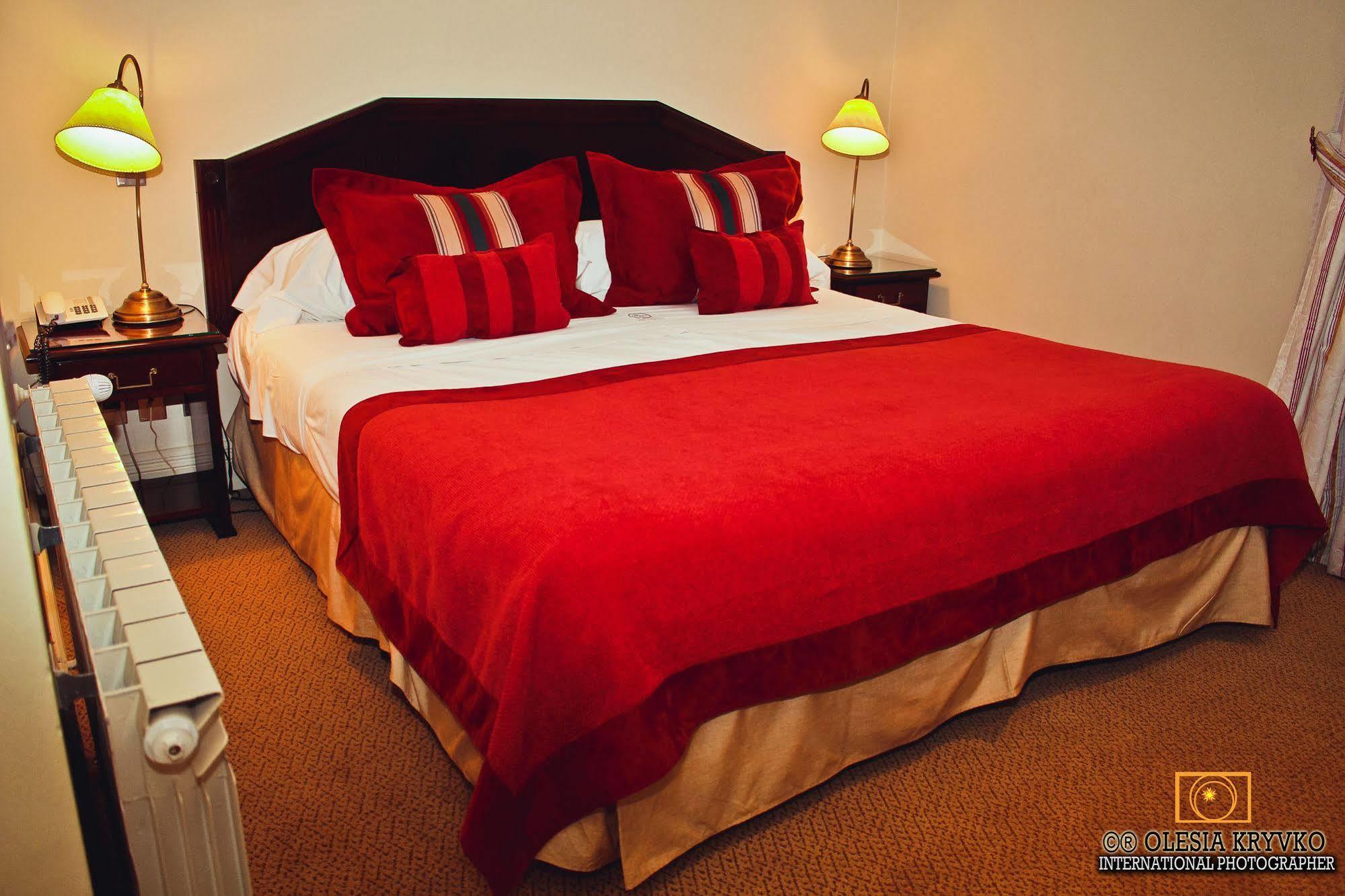 Hotel Jose Nogueira Пунта Аренас Екстериор снимка