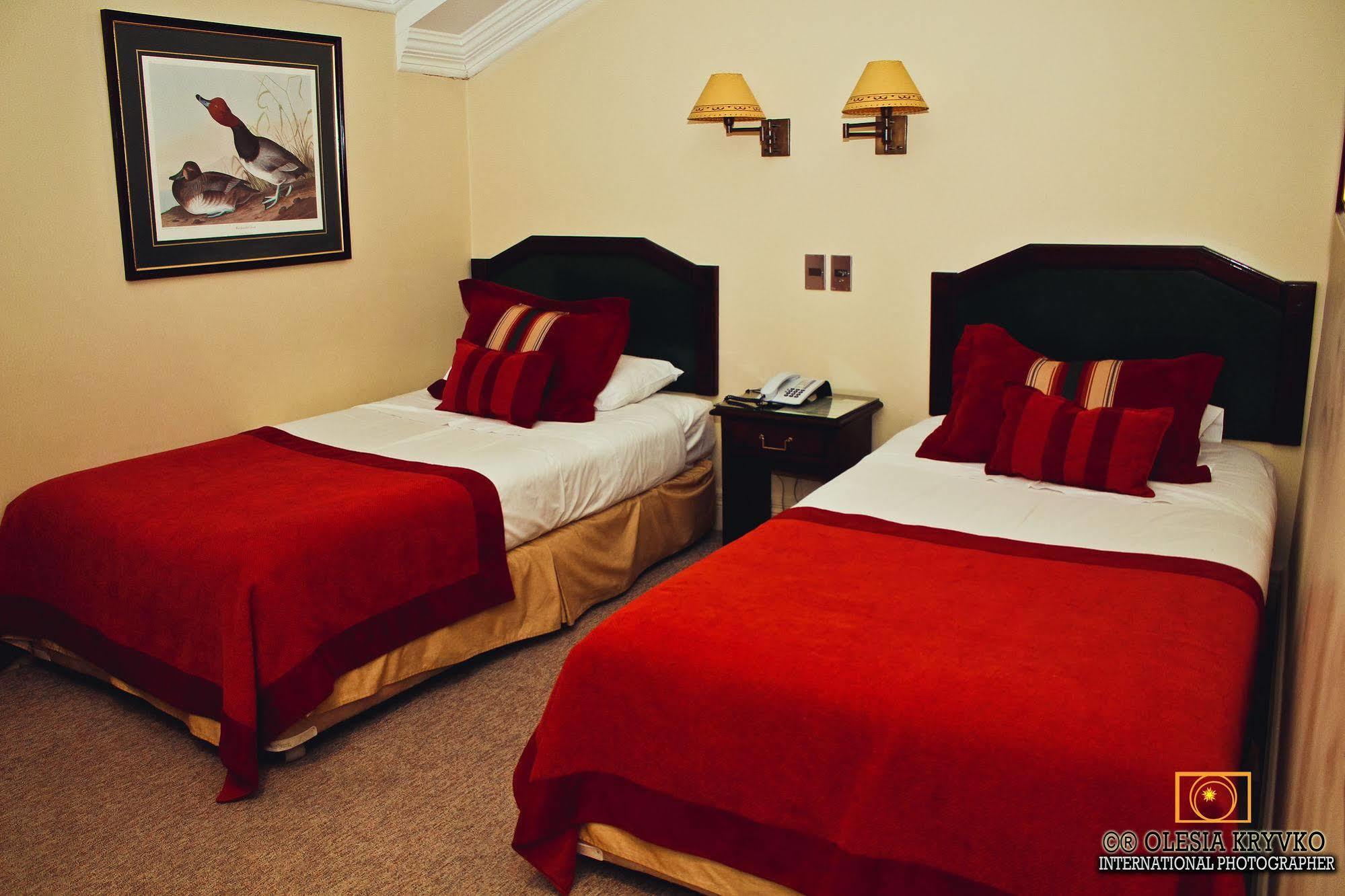 Hotel Jose Nogueira Пунта Аренас Екстериор снимка